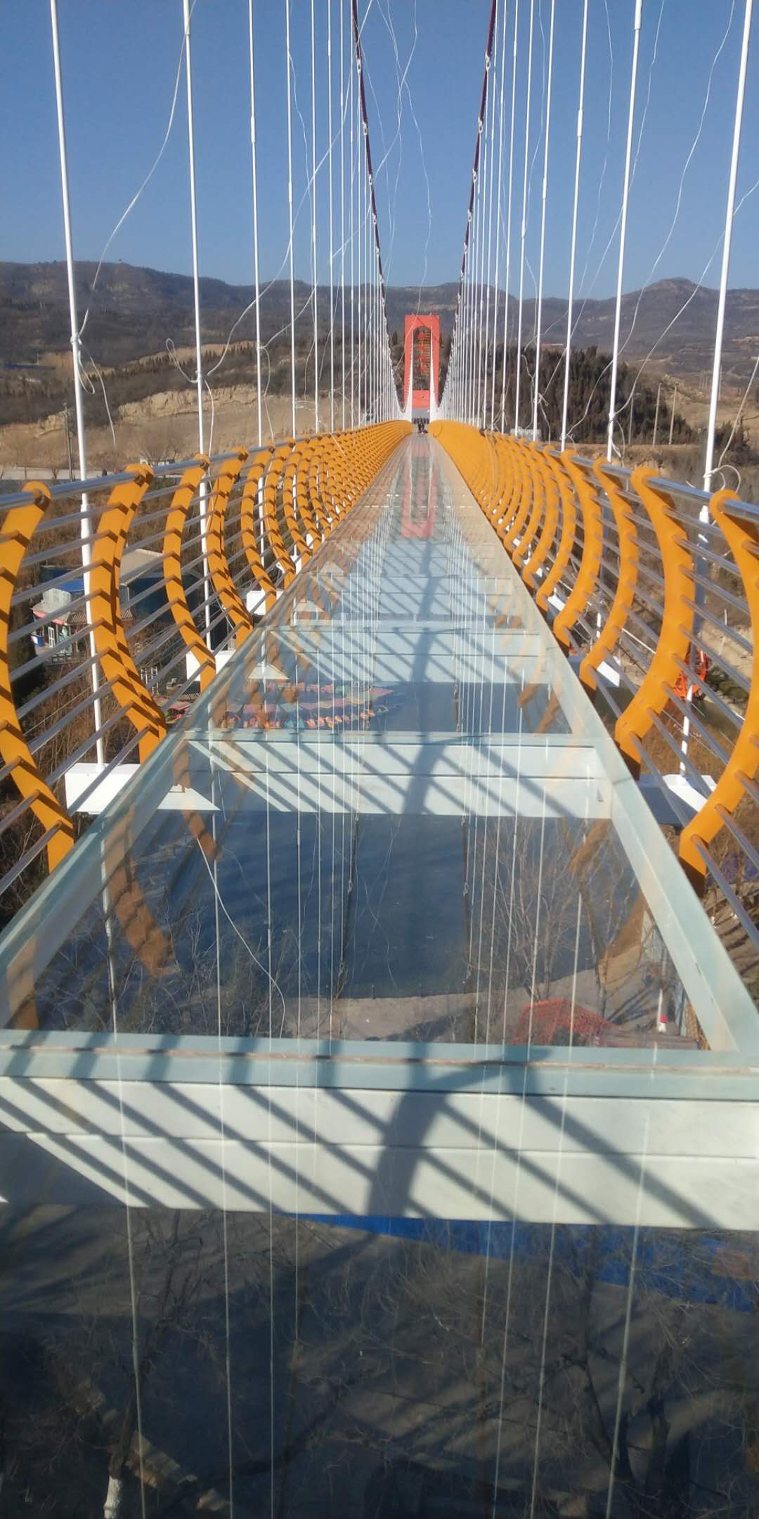 热烈祝贺2019年玻璃桥完工---山西阳泉玻璃吊桥